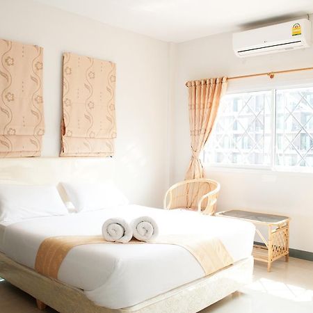 Buakhao Service Home Pattaya Camera foto